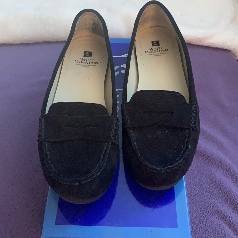 Macys brand White Mountain dress moccasin